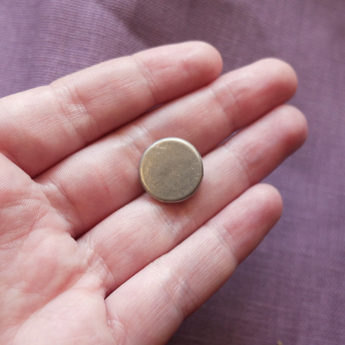 100  5/8 Pewter Buttons
