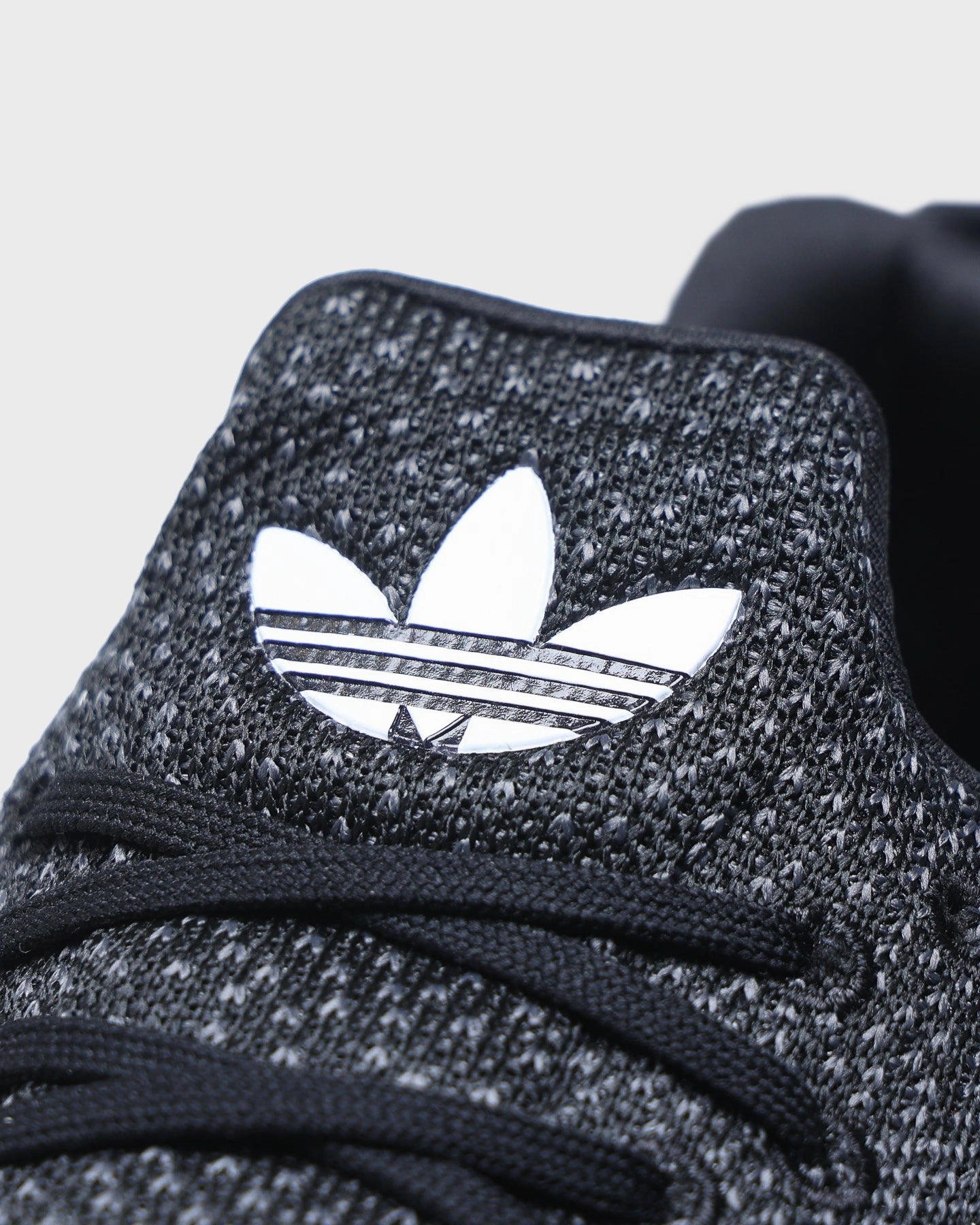 Adidas Swift Run 22 Core Black/Cloud White/Grey Five