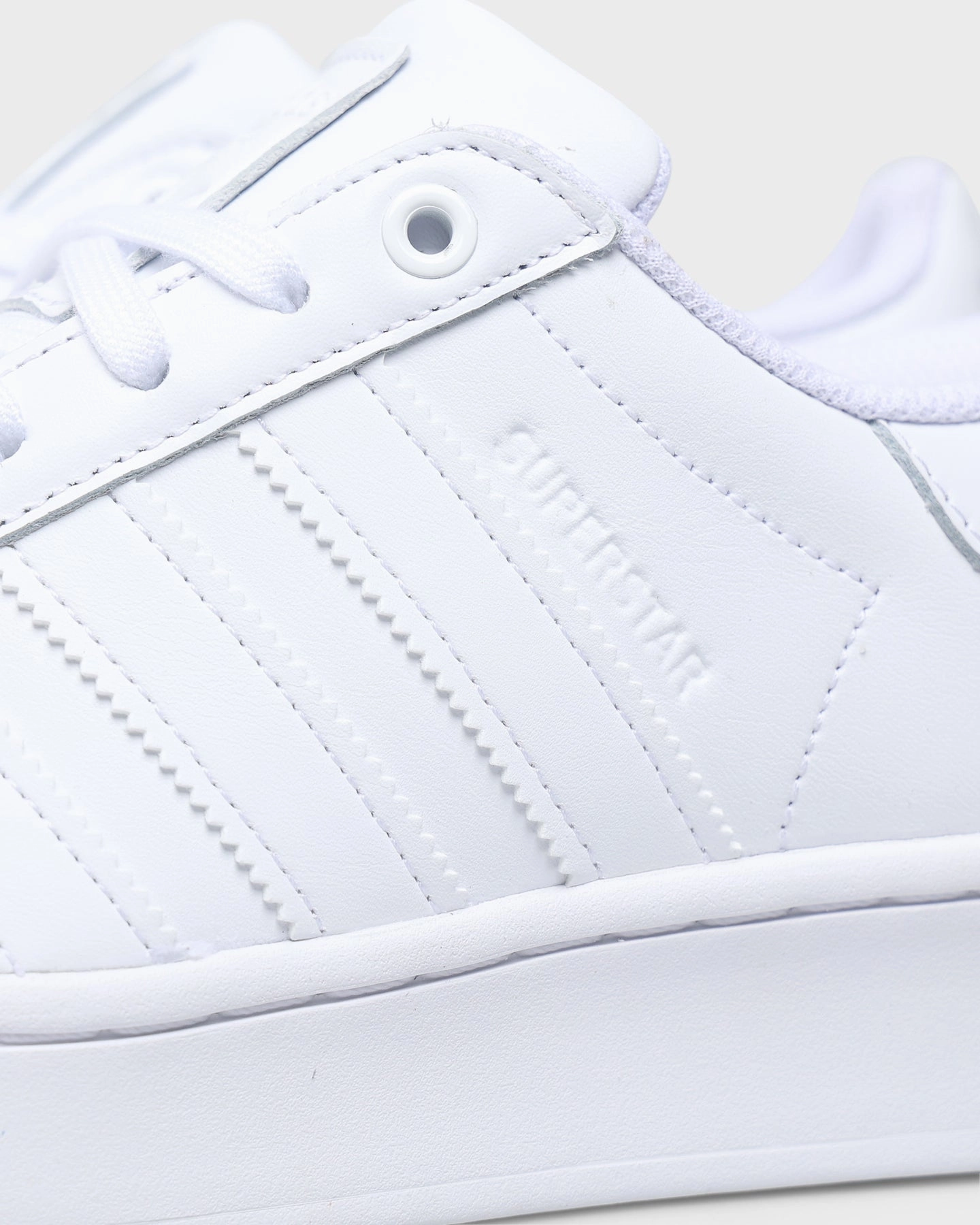 Adidas Women's Superstar Bold Cloud White/Cloud White/Matte Gold