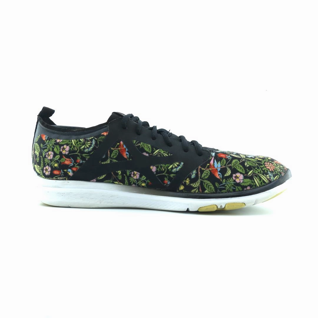 ASICS FIT YUI SE