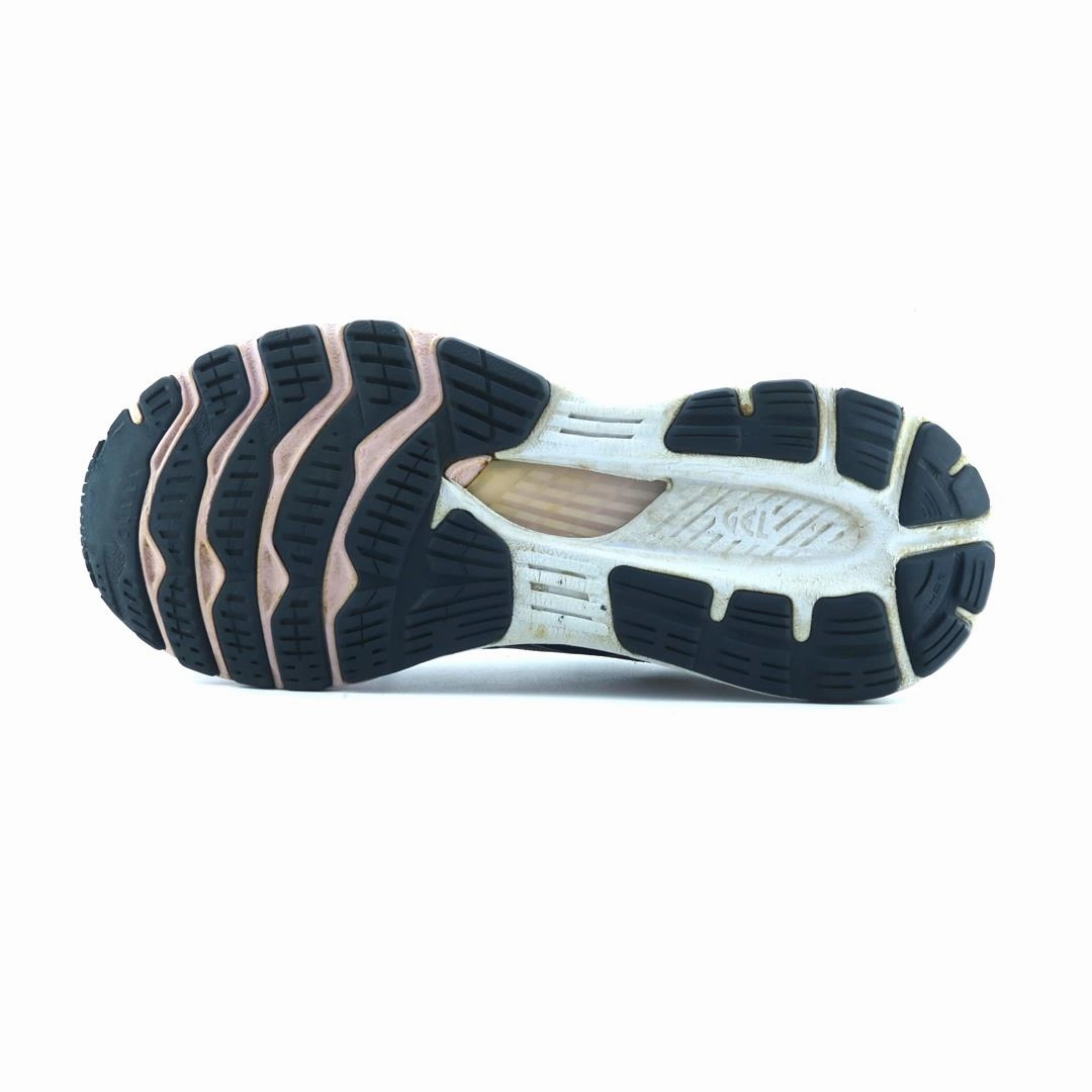 ASICS GEL-KAYANO 28