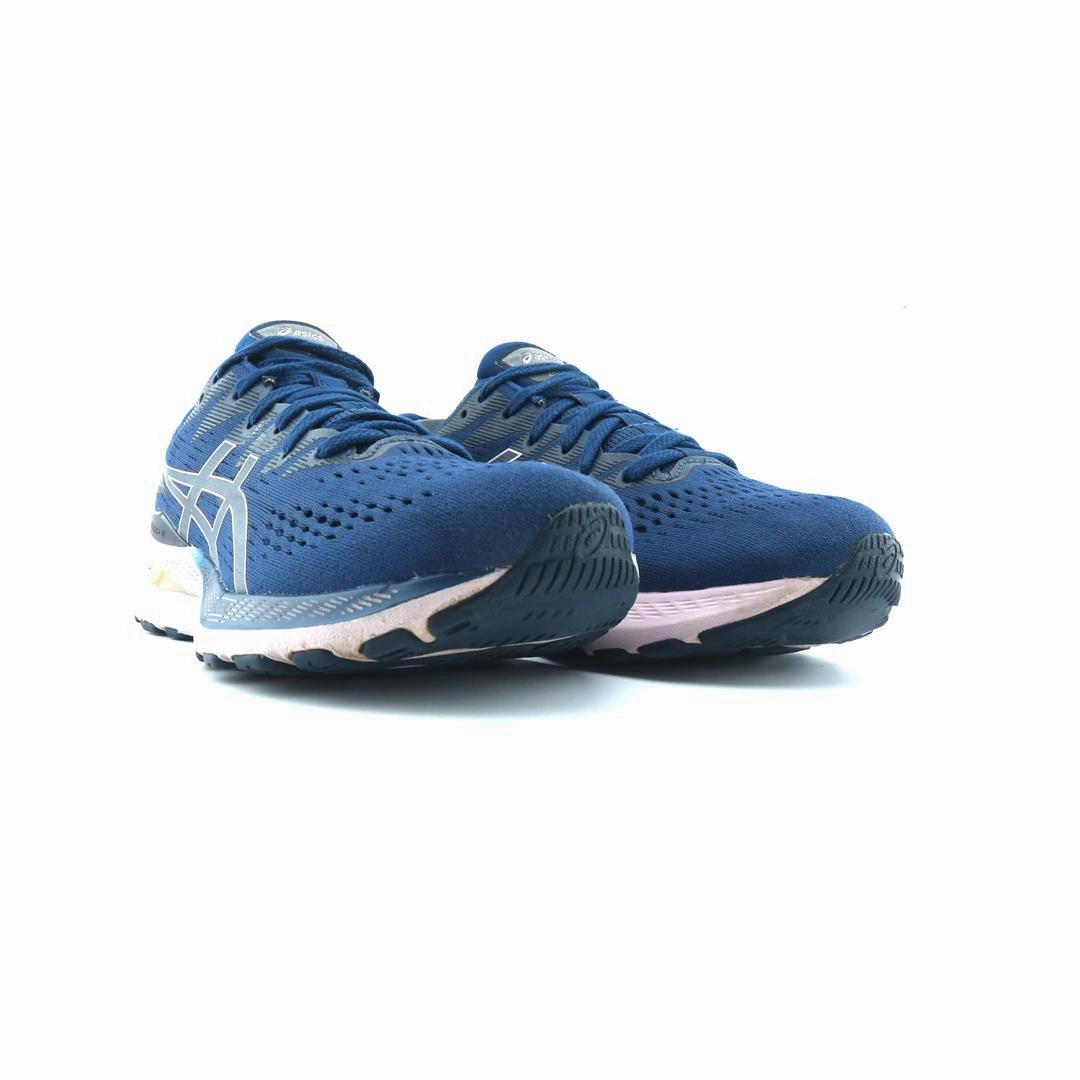 ASICS GEL-KAYANO 28
