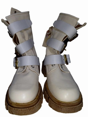 Boots Mid-calf Heels By Clothes Mentor  Size: 10