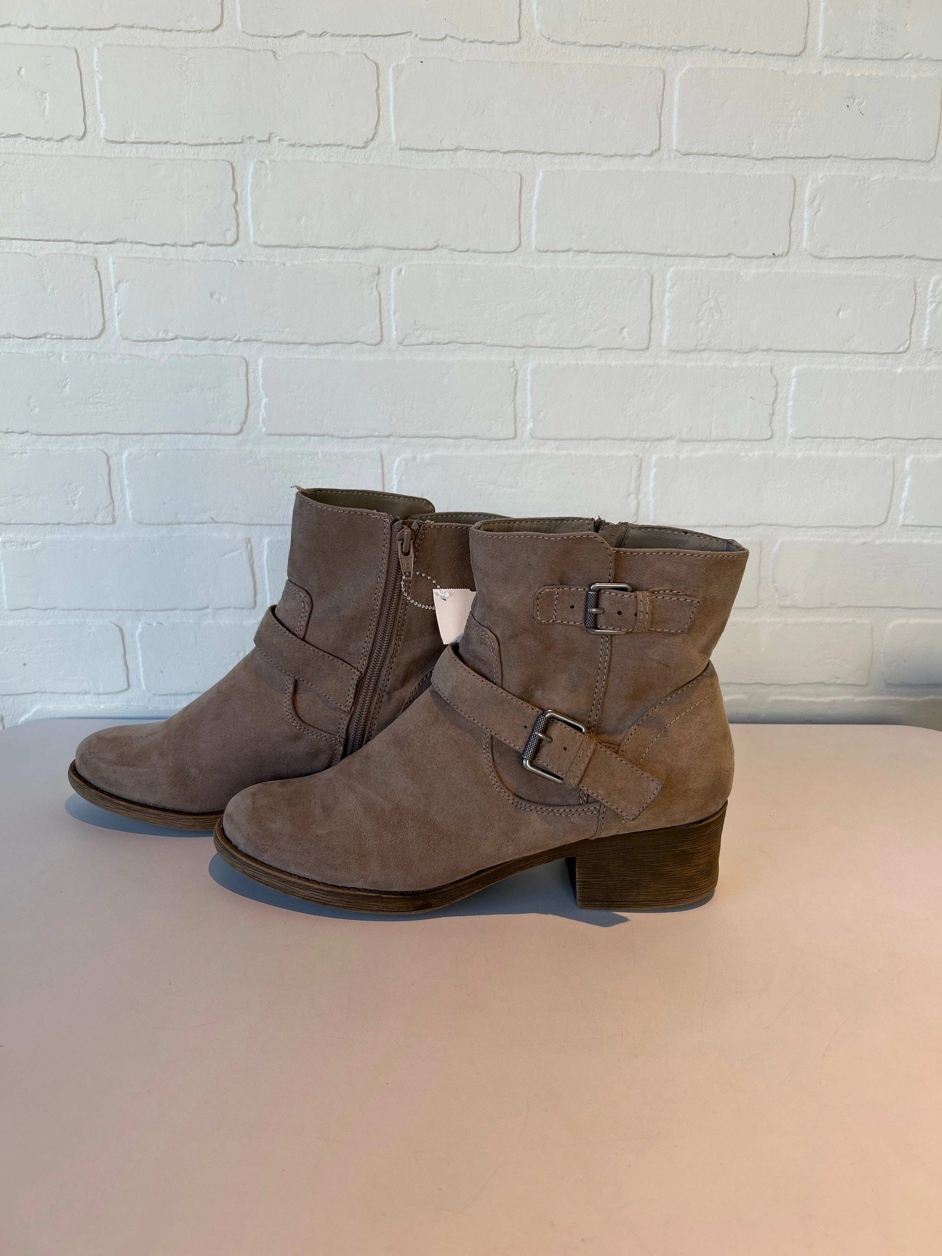Boots Mid-calf Heels By Dv In Tan, Size: 10