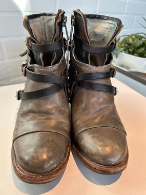 Boots Mid-calf Heels By Freebird In Brown, Size: 8