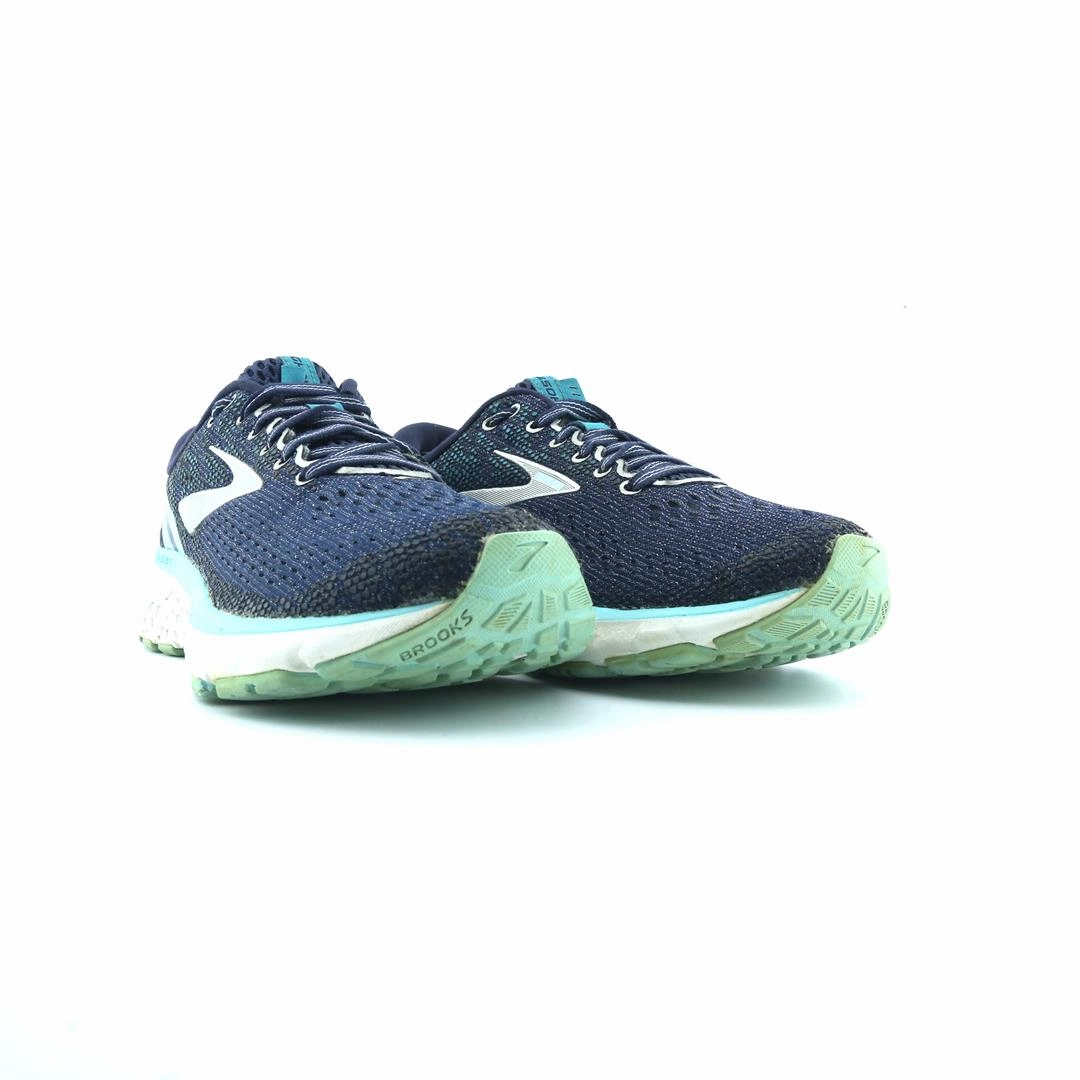BROOKS GHOST 11