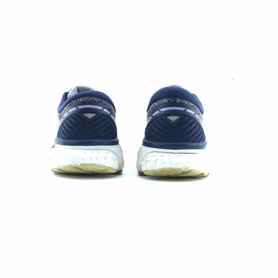 BROOKS GHOST 11