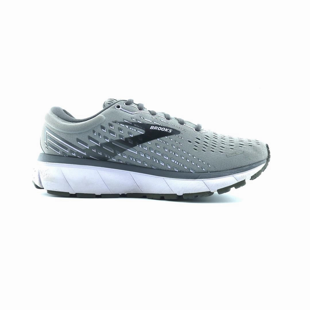 BROOKS GHOST 13
