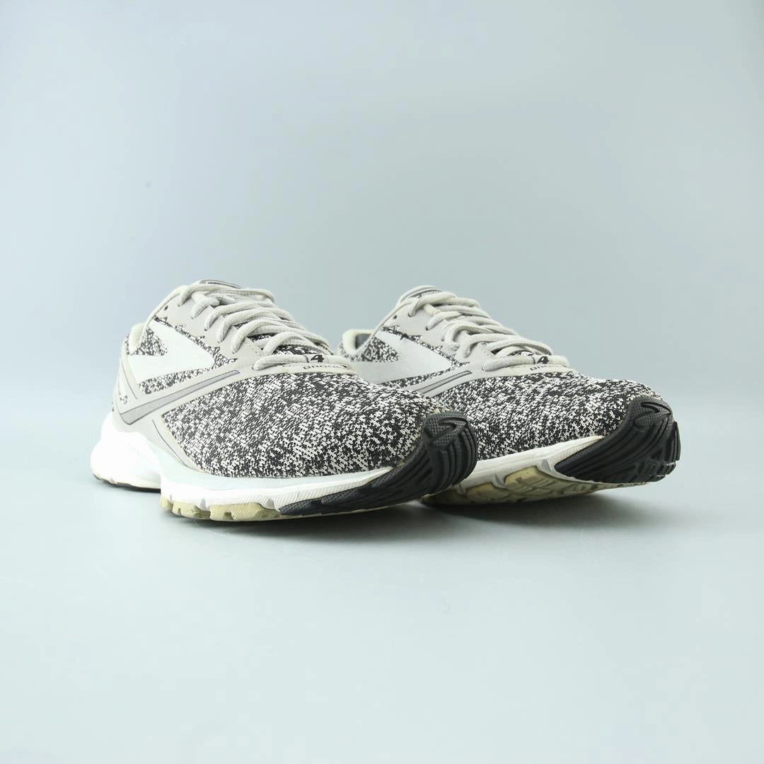 BROOKS LAUNCH 4