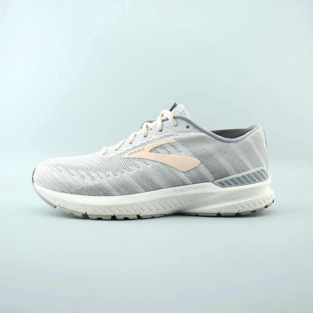 BROOKS RAVENNA 10