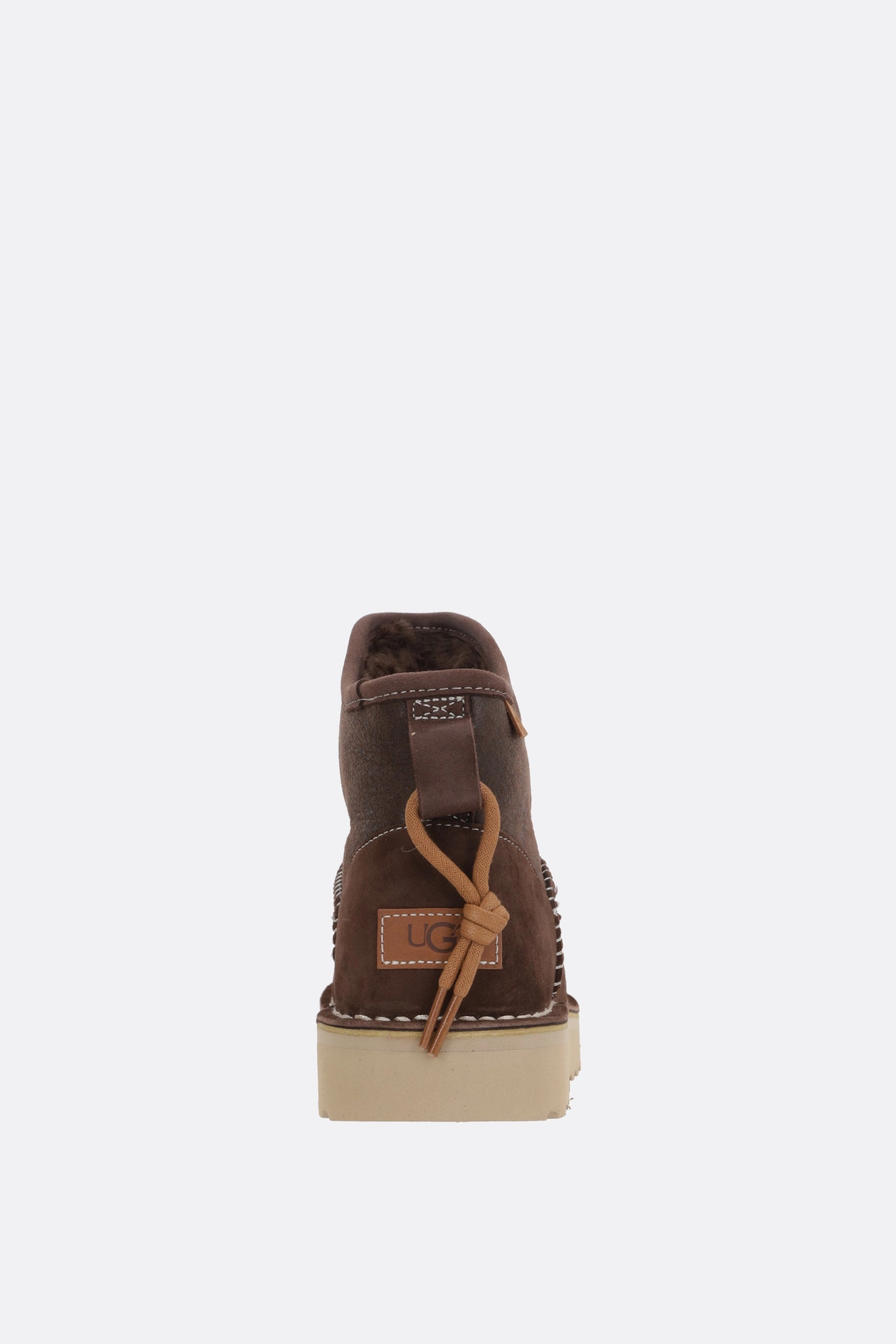 Classic Campfire regenerated leather ankle boots