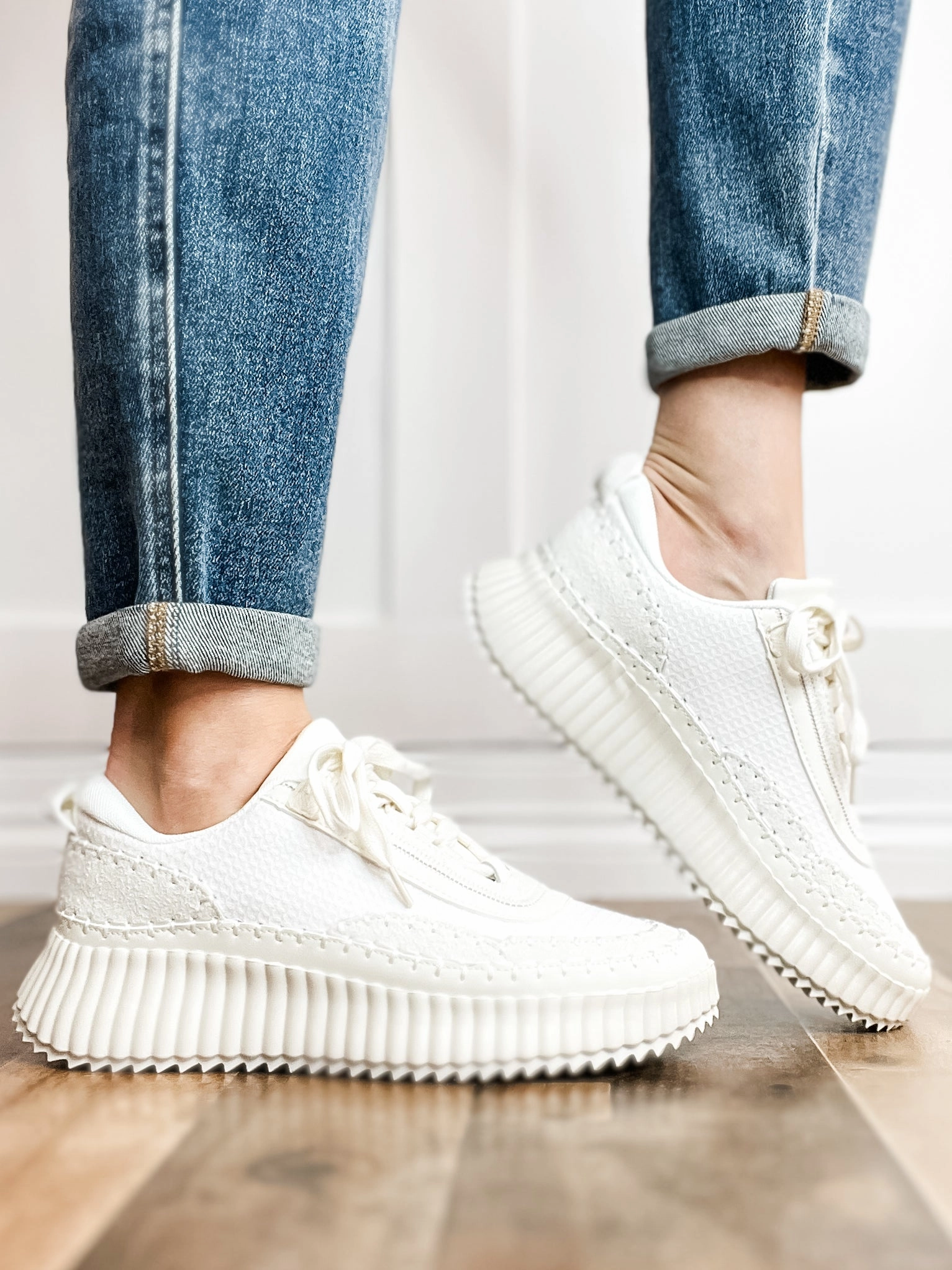 Corkys Adventure Tennis Shoes in White