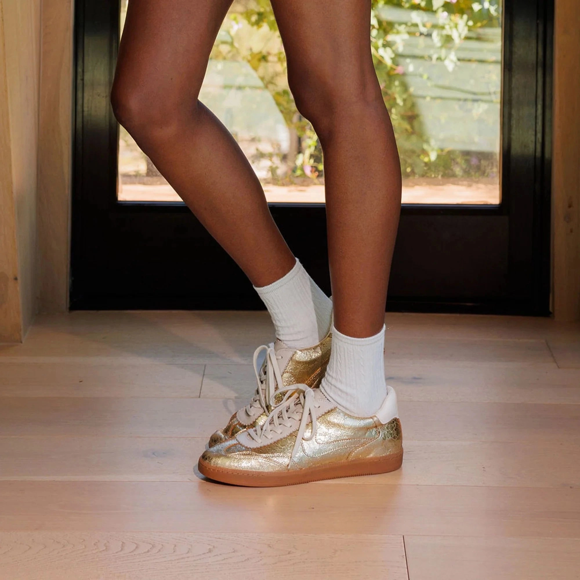 Dolce Vita Notice Sneakers Gold Distressed Leather