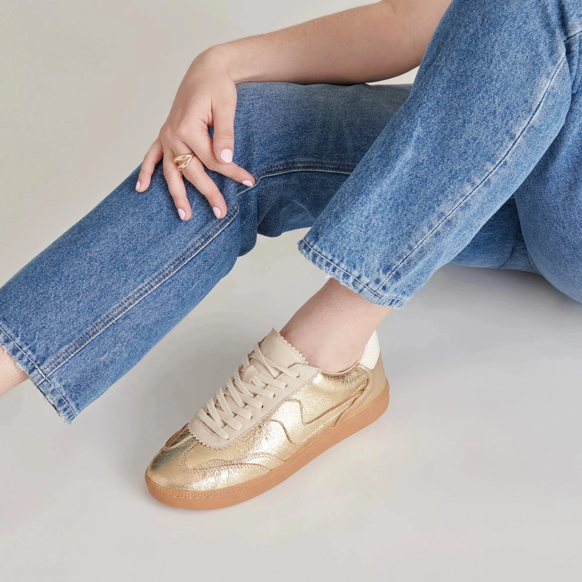 Dolce Vita Notice Sneakers Gold Distressed Leather