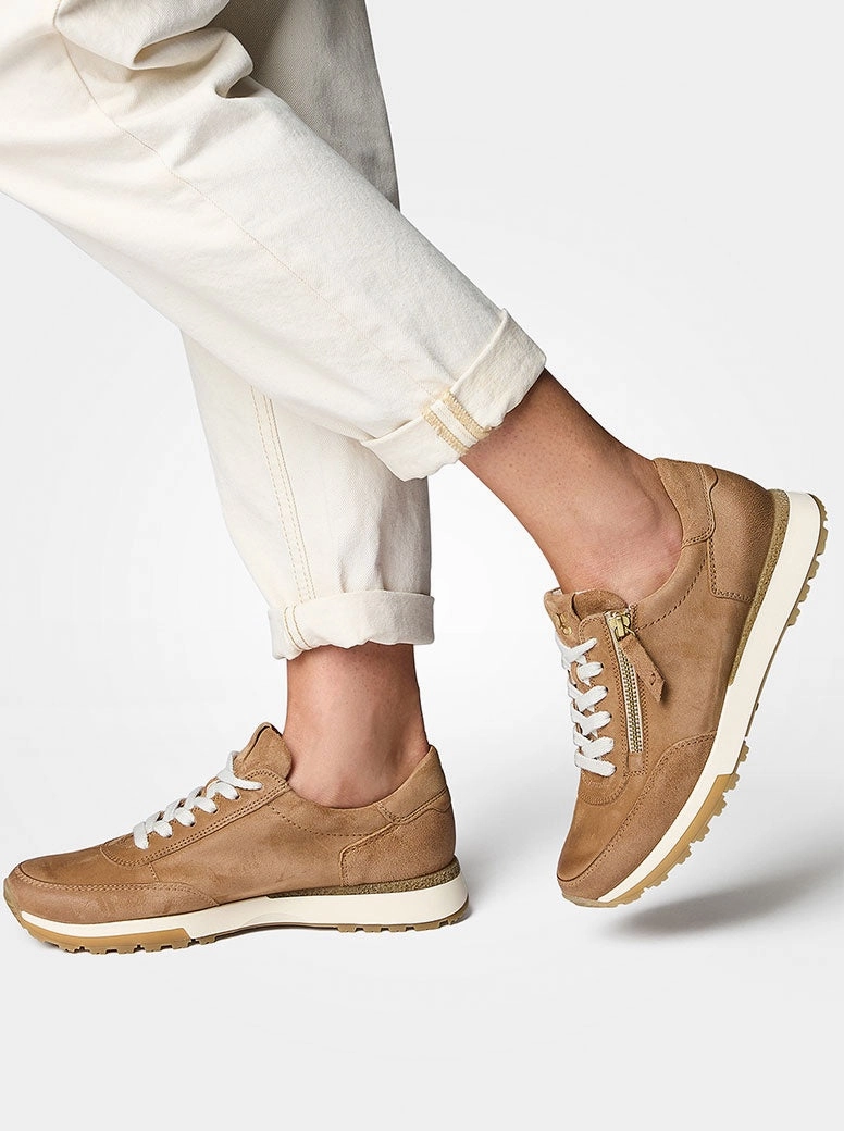 Henley tan