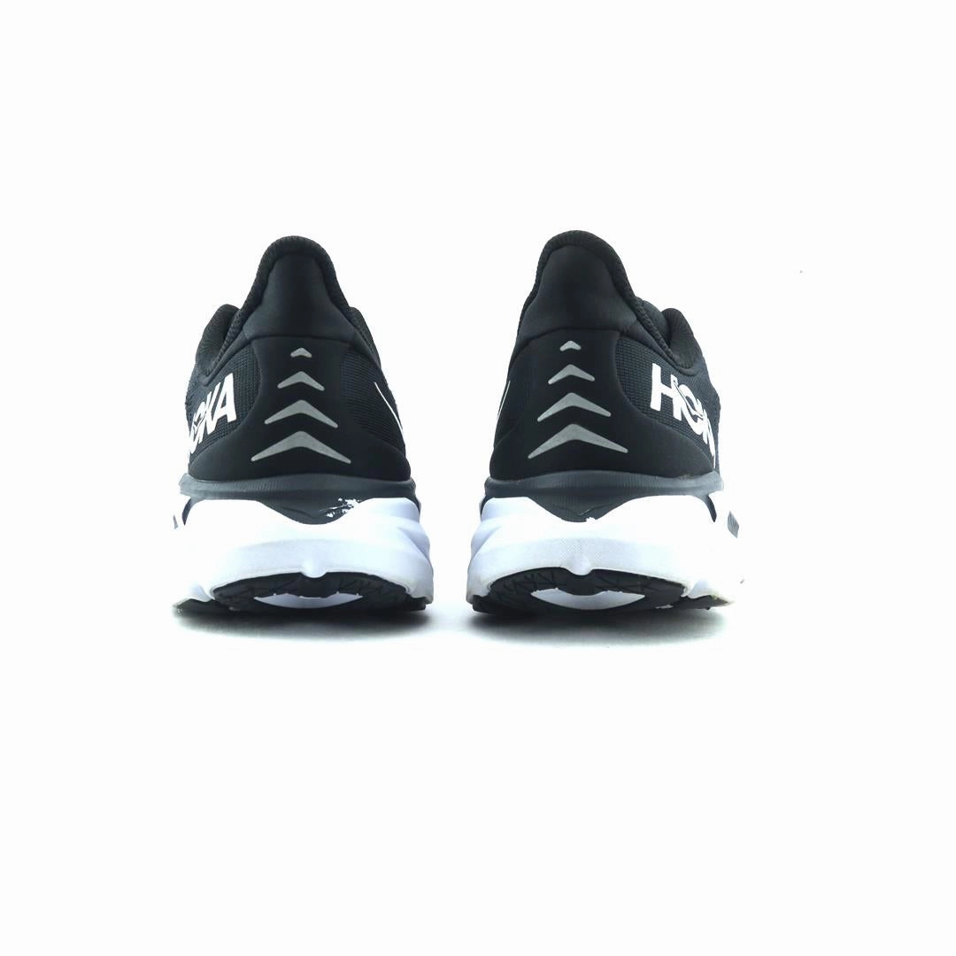 HOKA ONE ONE CLIFTON 8