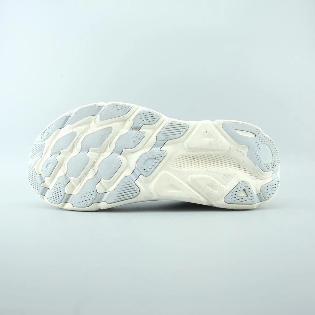 HOKA ONE ONE CLIFTON 9