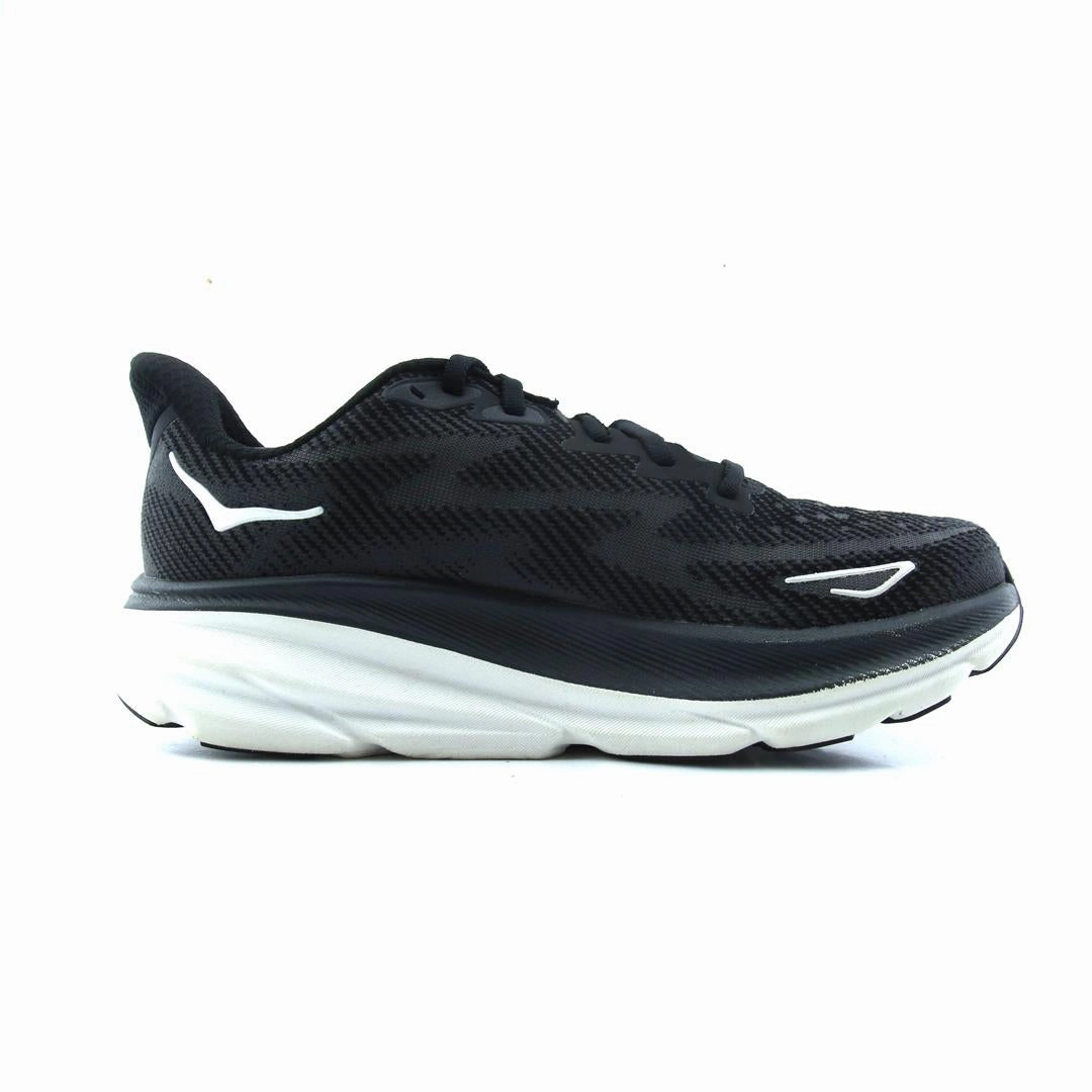 HOKA ONE ONE CLIFTON 9