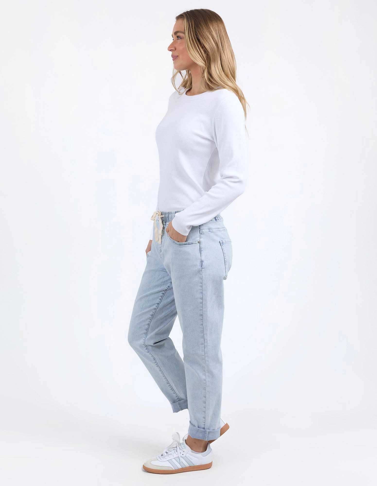 Juliette Jogger Jean - Vintage Pale Blue
