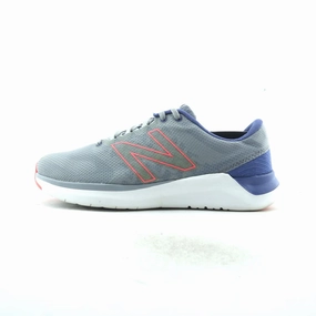 NEW BALANCE 715V4