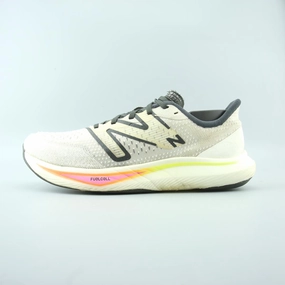 NEW BALANCE FUELCELL REBEL V3