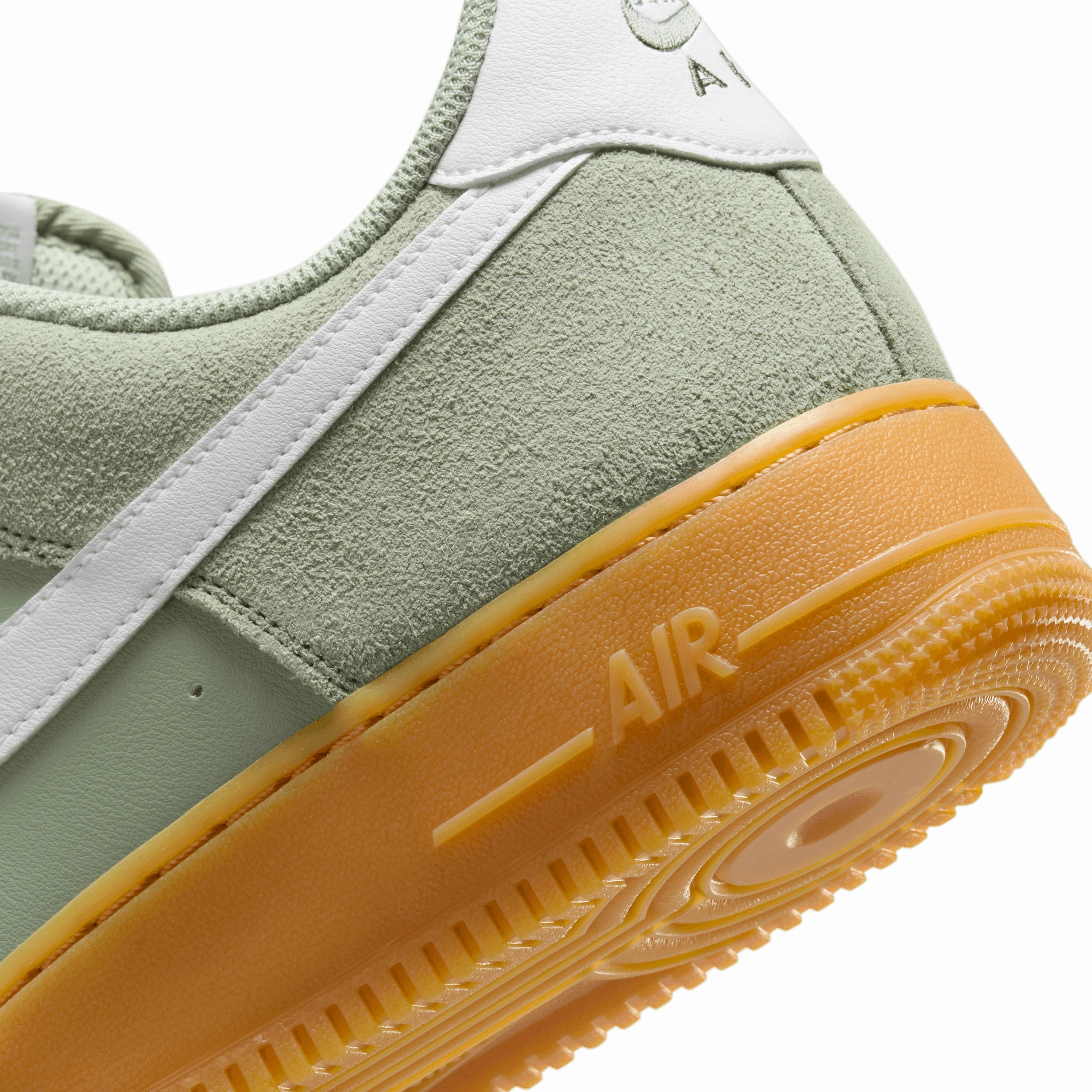 Nike Men's Air Force 1 '07 LV8 Shoes