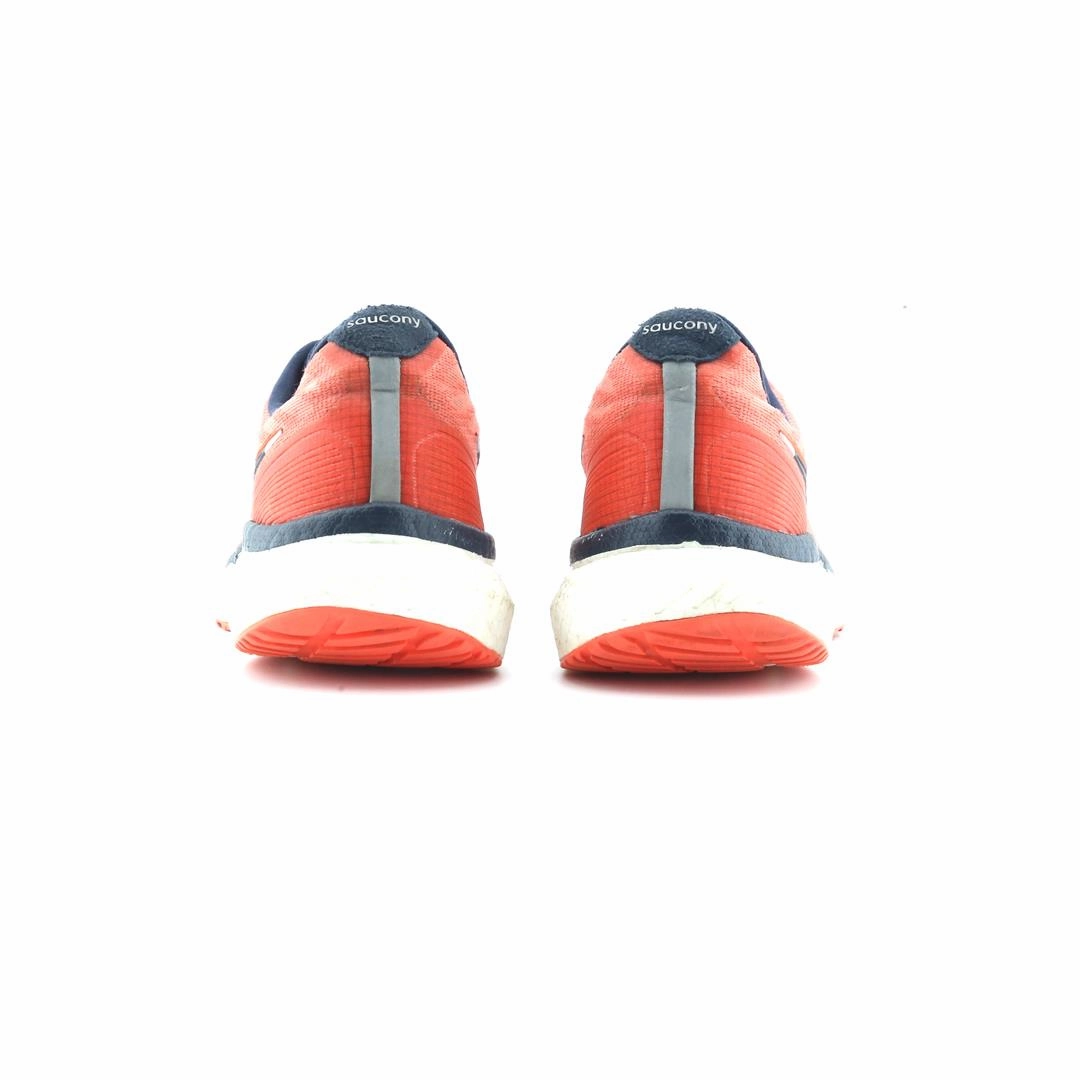 SAUCONY TRIUMPH 19
