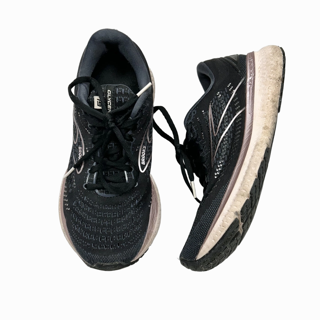 Shoes Athletic By Brooks  Size: 8.5