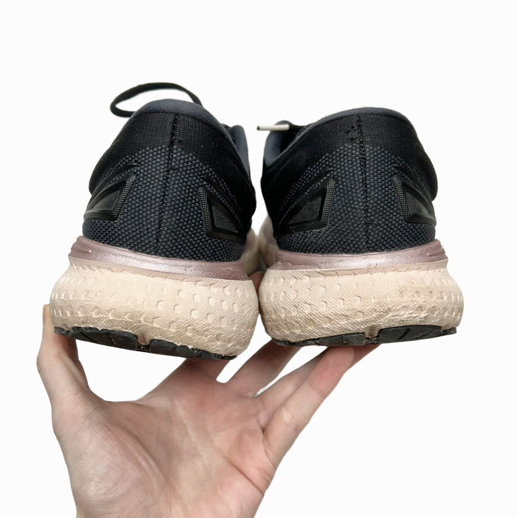 Shoes Athletic By Brooks  Size: 8.5
