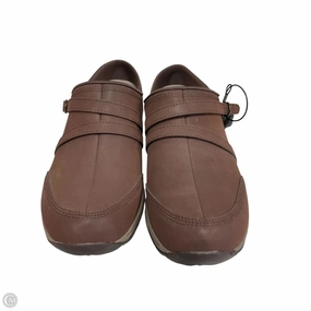 Shoes Flats By Easy Spirit In Brown, Size: 11