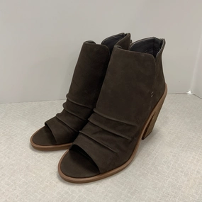 Shoes Heels Block By Vince Camuto In Brown, Size: 6