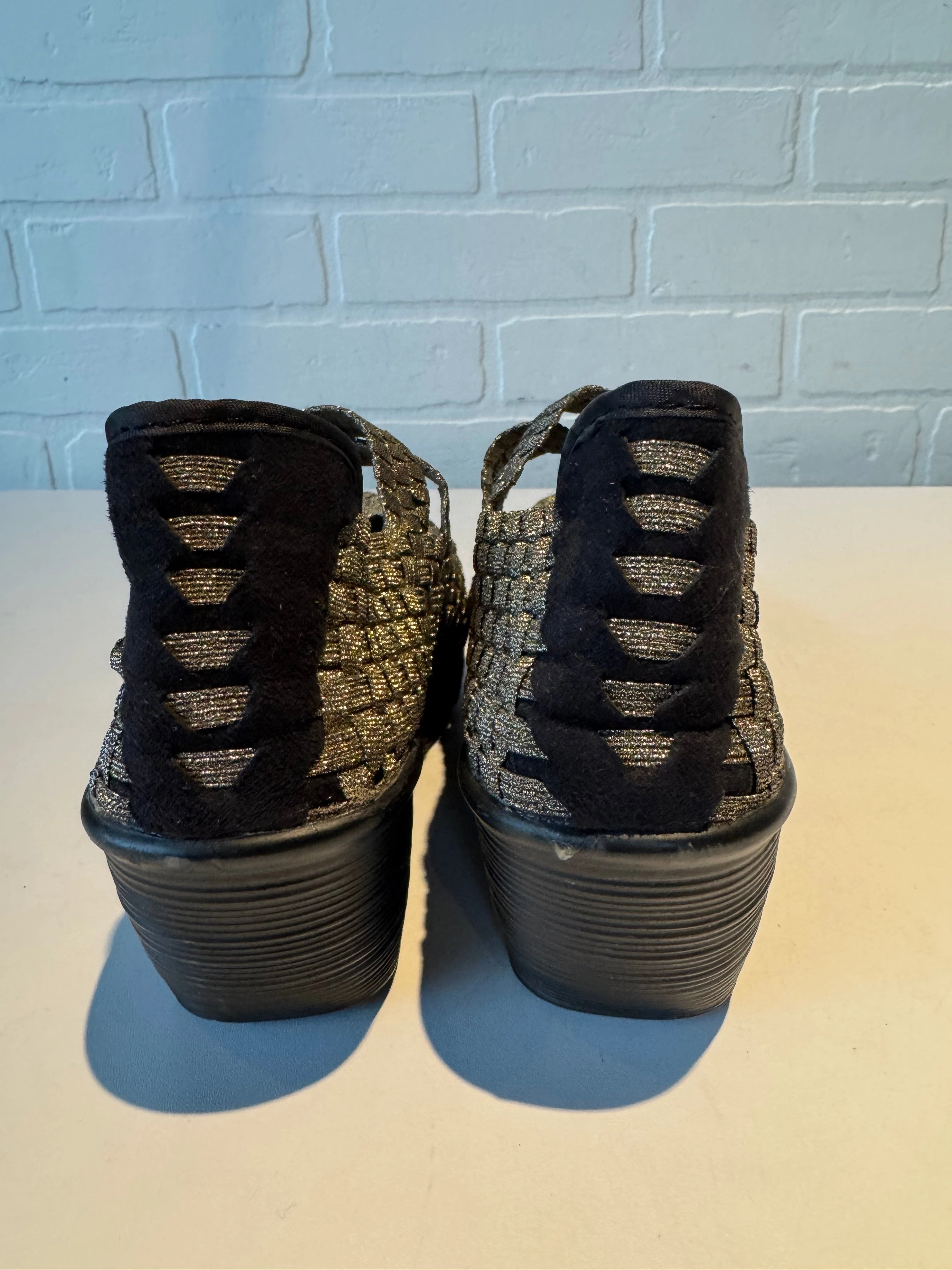 Shoes Heels Wedge By Bernie Mev In Gold, Size: 7