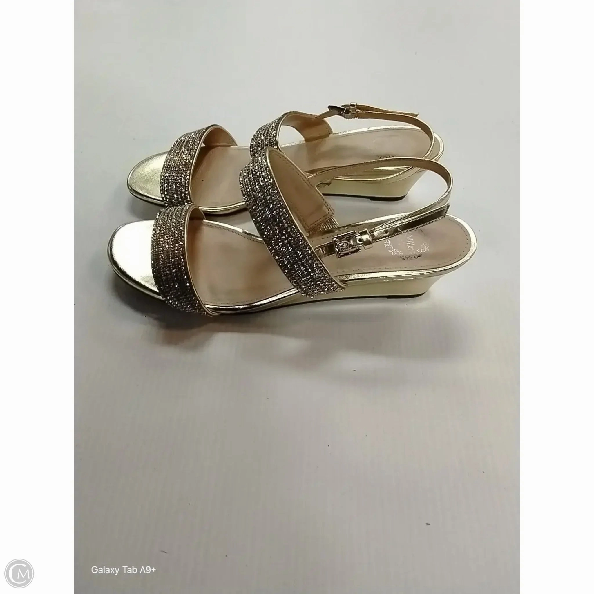 Shoes Heels Wedge By Clothes Mentor In Gold, Size: 8