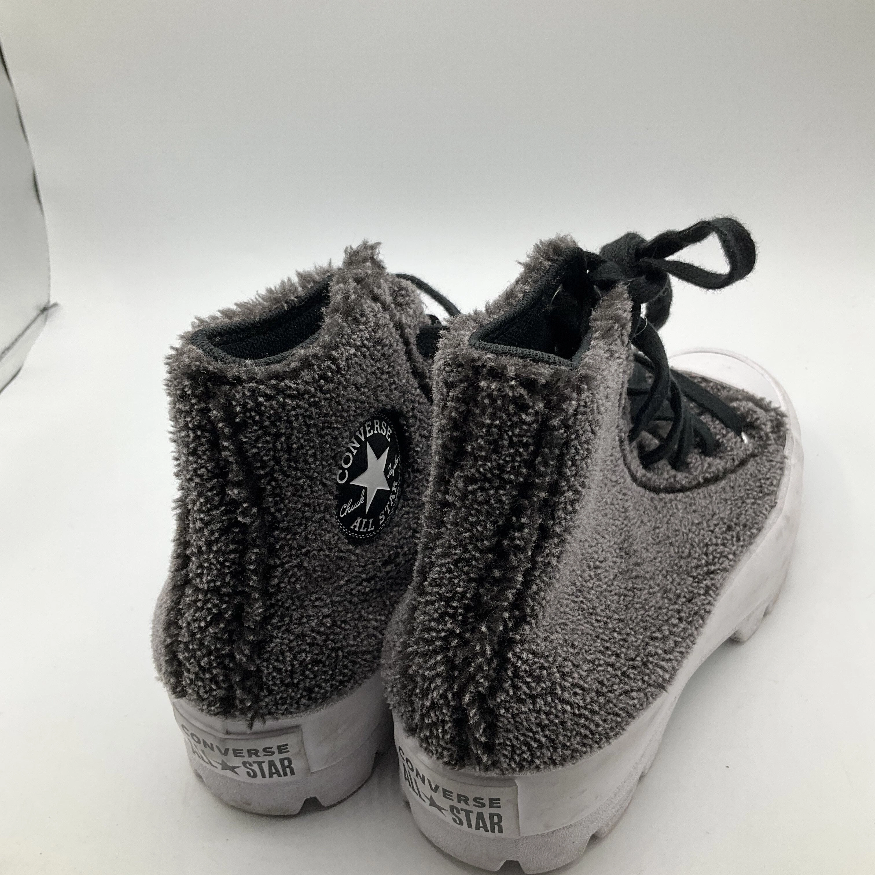 Shoes Sneakers By Converse  Size: 6
