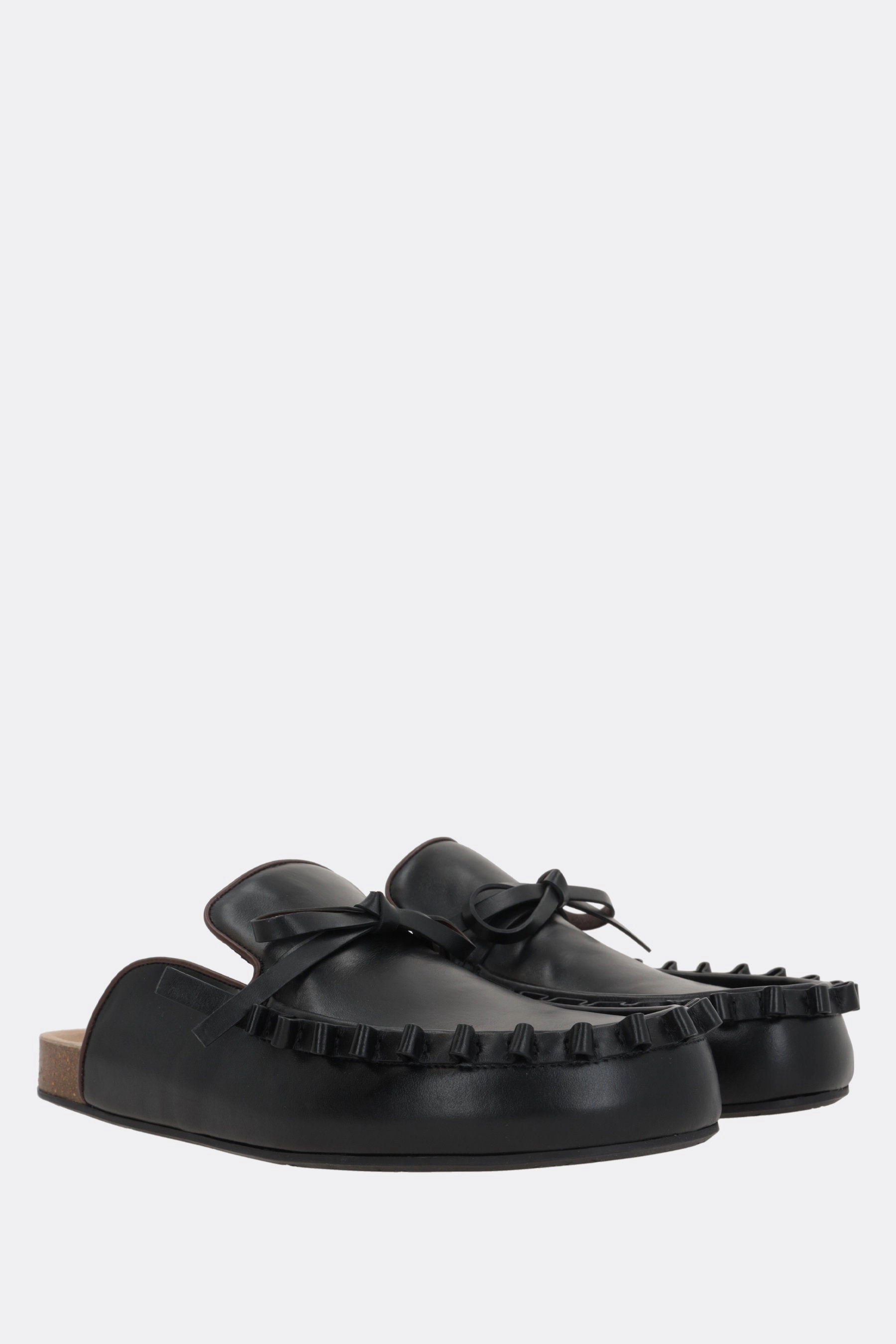 smooth leather slipper with ruffle detail