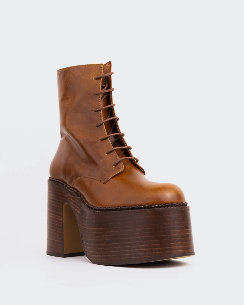 Tripp Cognac Leather