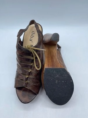 Women's  Diba Faux Leather Heel. 8.5